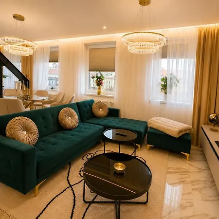 Apartia Luxury 2 Terraces & Old Town Center Apartment Brno