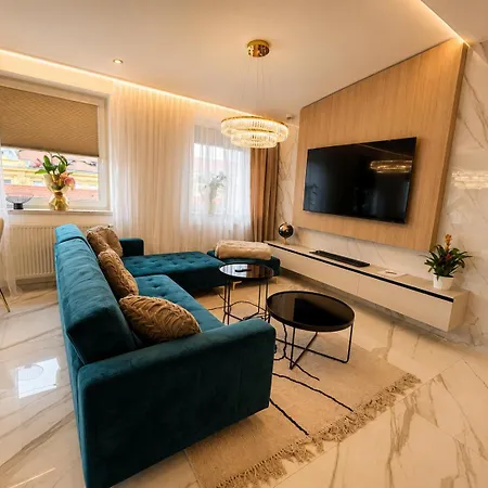 Apartia Luxury 2 Terraces & Old Town Center